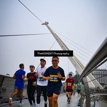 Runner Photo 8602169