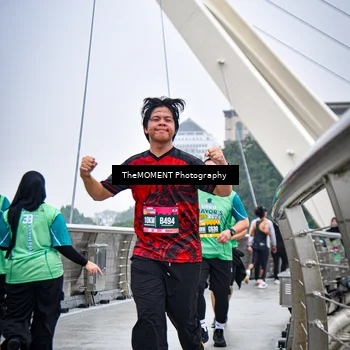 Runner Photo 8602212