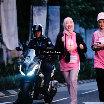 Runner Photo 8602463