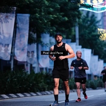 Runner Photo 8602699