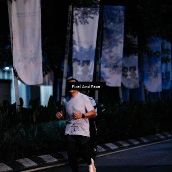 Runner Photo 8602905