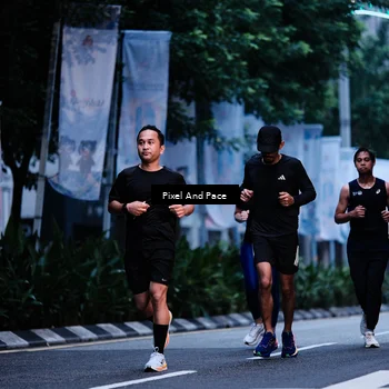 Runner Photo 8603321