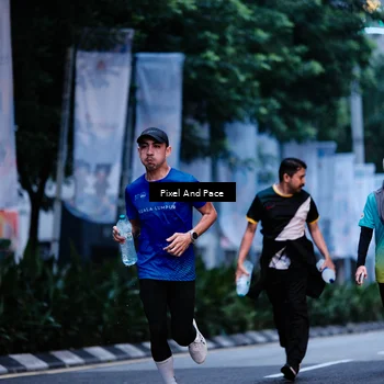 Runner Photo 8603460