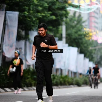 Runner Photo 8603704