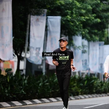 Runner Photo 8603714
