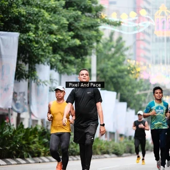 Runner Photo 8603836