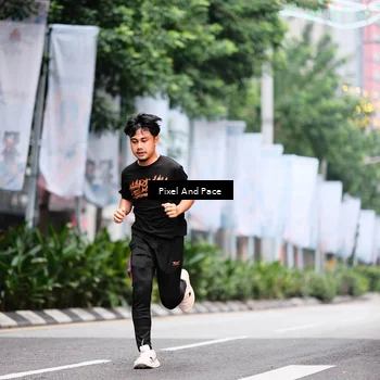 Runner Photo 8603915