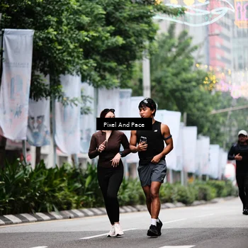Runner Photo 8603951