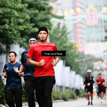 Runner Photo 8604037