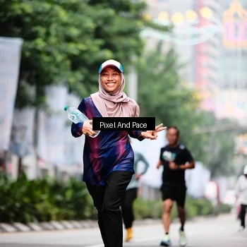 Runner Photo 8604083