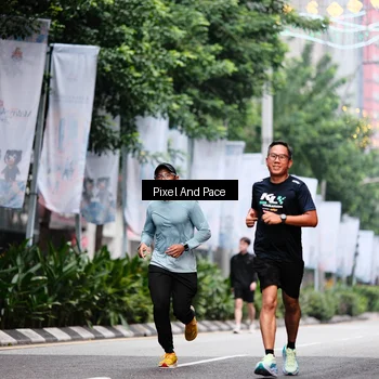 Runner Photo 8604086