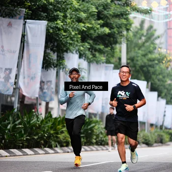 Runner Photo 8604087