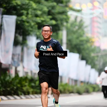 Runner Photo 8604093