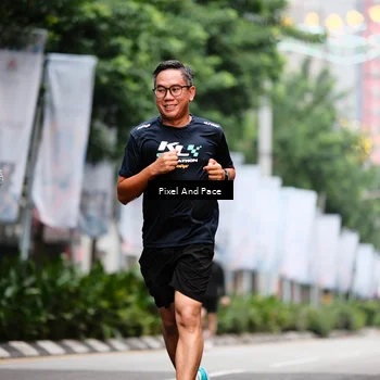 Runner Photo 8604099