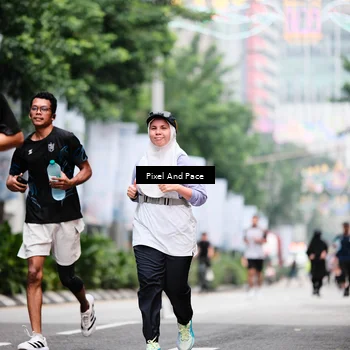 Runner Photo 8604241