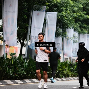 Runner Photo 8604259
