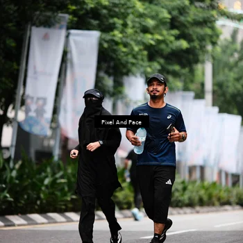 Runner Photo 8604270