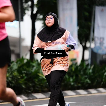 Runner Photo 8604280
