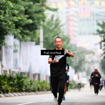 Runner Photo 8604390