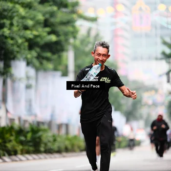 Runner Photo 8604397