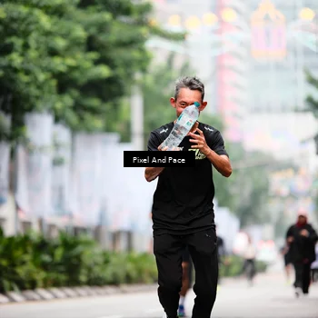 Runner Photo 8604398