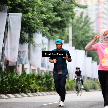 Runner Photo 8604452
