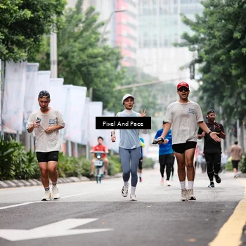 Runner Photo 8604495