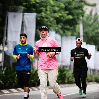 Runner Photo 8604546