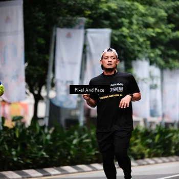 Runner Photo 8604559