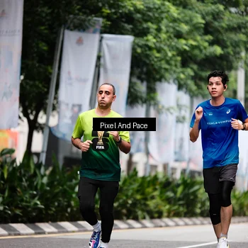 Runner Photo 8604697