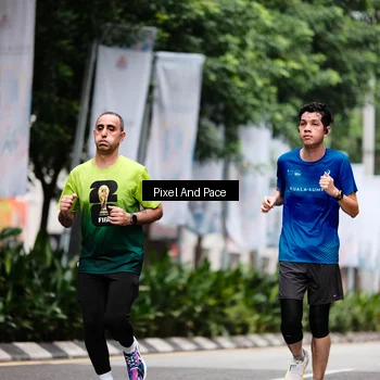 Runner Photo 8604702