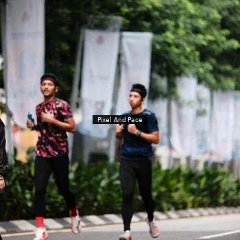 Runner Photo 8604804