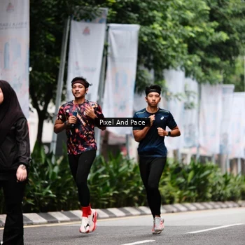 Runner Photo 8604806
