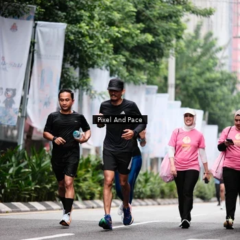 Runner Photo 8604828