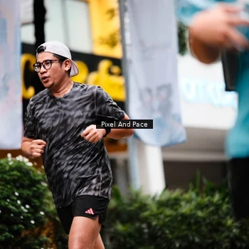 Runner Photo 8604852