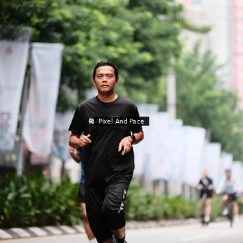 Runner Photo 8604939