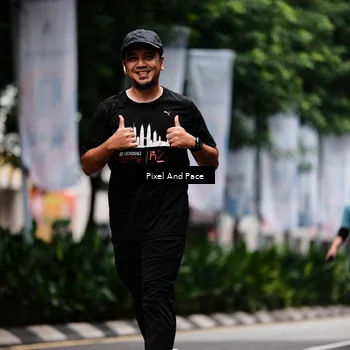 Runner Photo 8605037