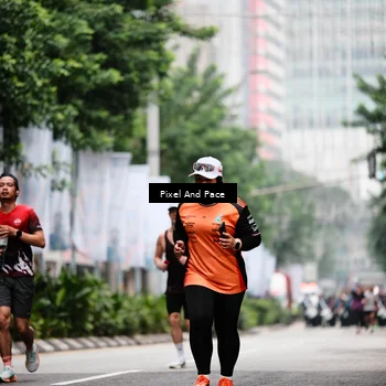 Runner Photo 8605064