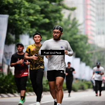Runner Photo 8605099