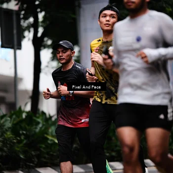 Runner Photo 8605112
