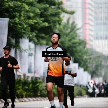 Runner Photo 8605116