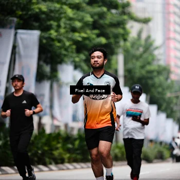Runner Photo 8605118