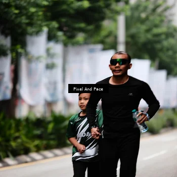 Runner Photo 8605182