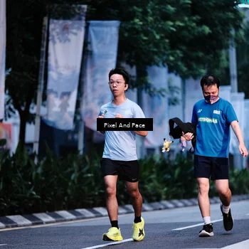 Runner Photo 8605202