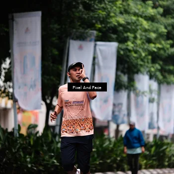 Runner Photo 8605203