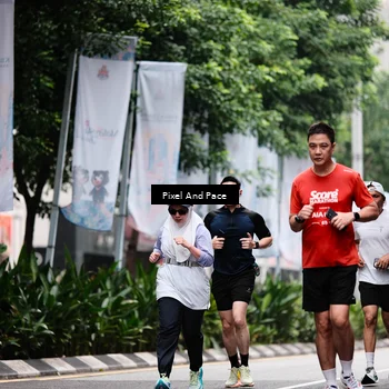 Runner Photo 8605302