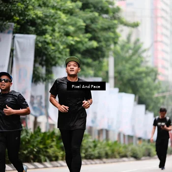 Runner Photo 8605325