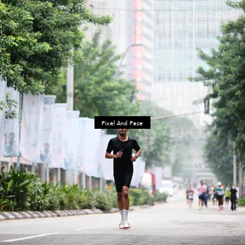 Runner Photo 8605373