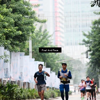 Runner Photo 8605391