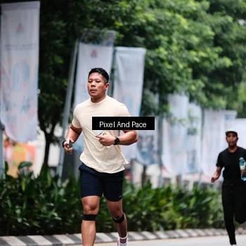 Runner Photo 8605475